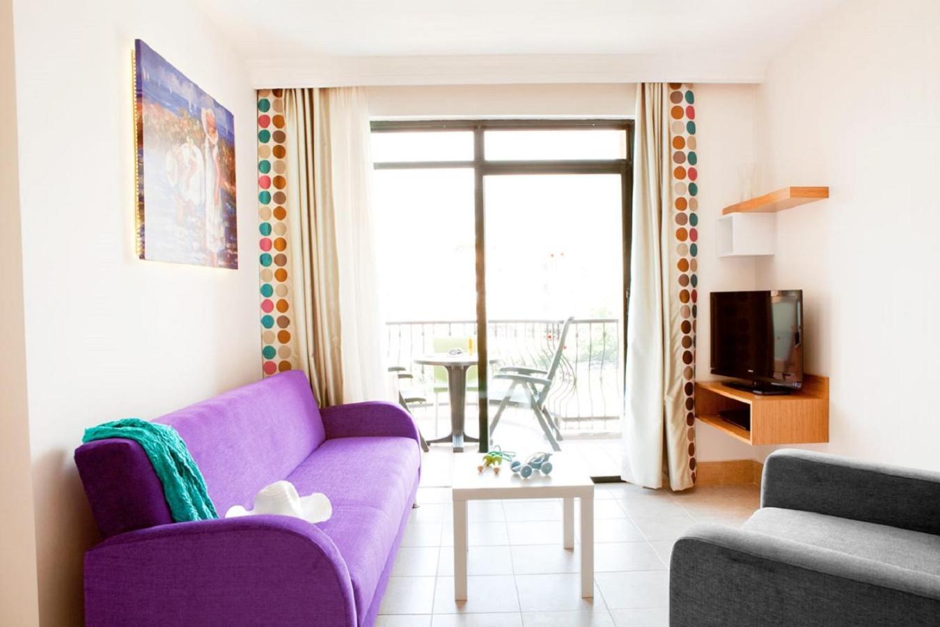 Suite met Uitzicht op het Zwembad